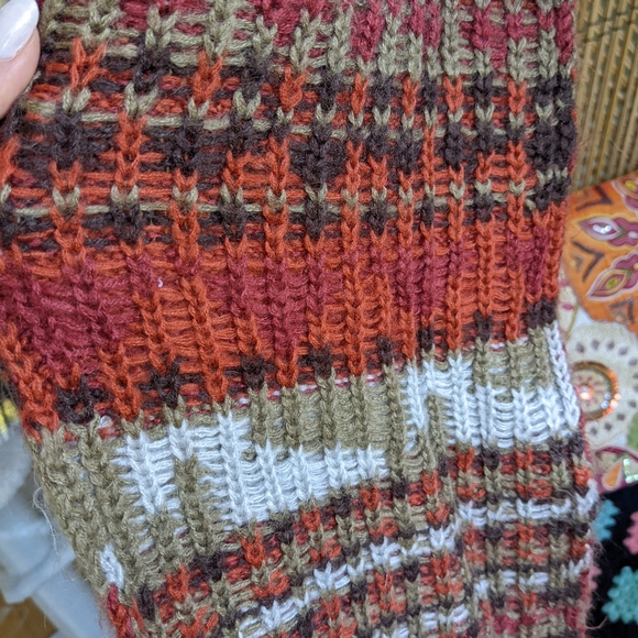 Urban Outfitters Rust Orange Red Winter Scarf Super Long Aztec Fuzzy Knit - Picture 12 of 16